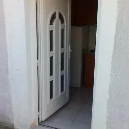 Zadar12 Apartmán *